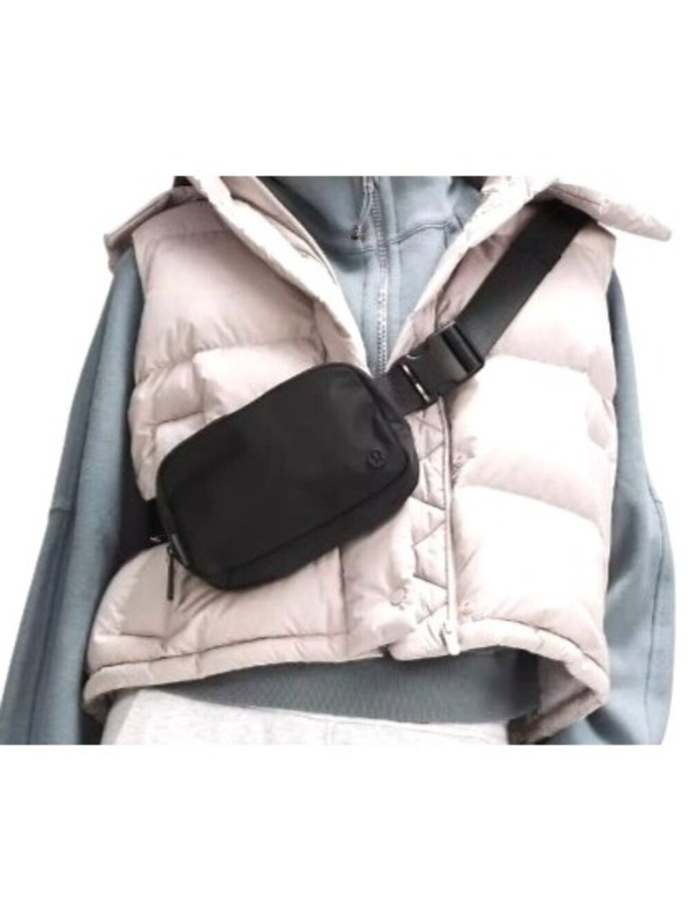 Lululemon Everywhere Belt Bag 1L Black Adjustable Strap For Hands-Free Essential